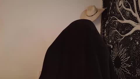 Snapshot of mateo60_ chatting on 11/29/25, 05:05 Mateo online show from 11/29/25, 05:05