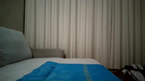 Snapshot of mateo_blu chatting on 12/01/25, 09:20 Mateo Blu online show from 12/01/25, 09:20