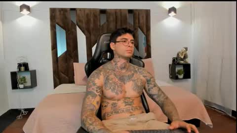 Snapshot of mateo_dilucajs1 chatting on 10/10/25, 10:09 mateo_dilucajs1 online show from 10/10/25, 10:09