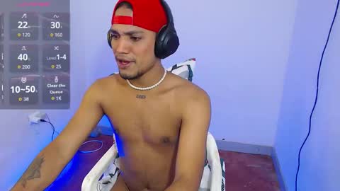 Snapshot of mateo_nick chatting on 02/12/26, 05:30 Mateo and Noah online show from 02/12/26, 05:30