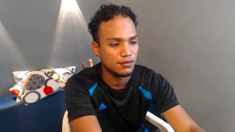 Snapshot of mateo_nick chatting on 04/09/26, 05:18 Mateo and Noah online show from 04/09/26, 05:18