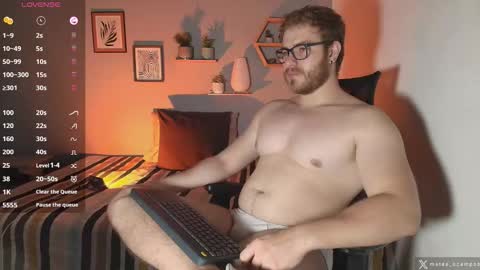 Snapshot of mateo_ocampo chatting on 11/23/25, 08:52 Mateo Ocampo online show from 11/23/25, 08:52