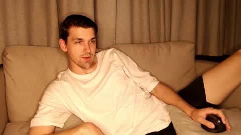 mateo_zeus online show from 12/01/24, 05:35