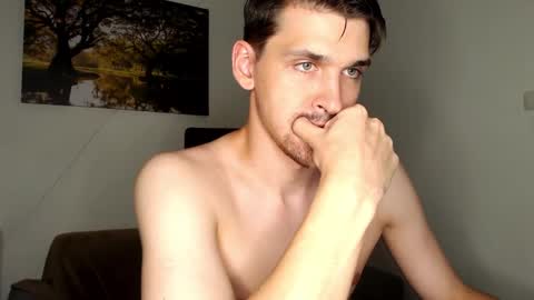 mateo_zeus online show from 03/08/25, 05:11