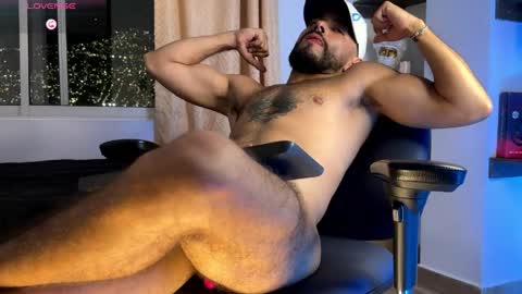 Snapshot of mateobaer_ chatting on 04/17/26, 12:46 Mateo Baer online show from 04/17/26, 12:46