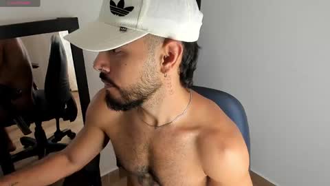 Snapshot of mateobaer_ chatting on 05/06/26, 04:56 Mateo Baer online show from 05/06/26, 04:56