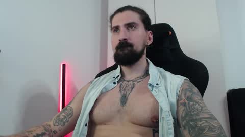 Snapshot of mateohalifa chatting on 10/10/25, 04:50 mateohalifa online show from 10/10/25, 04:50