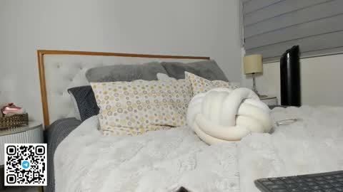 Snapshot of mateoleone chatting on 12/03/25, 08:40 Matt online show from 12/03/25, 08:40