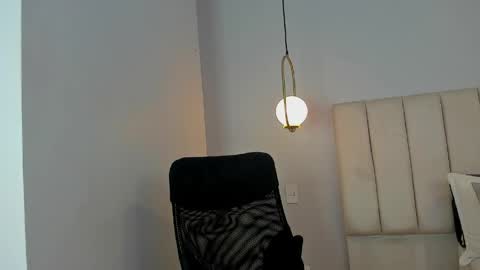 Snapshot of mateozar chatting on 05/30/26, 01:35 Mateo Zar online show from 05/30/26, 01:35