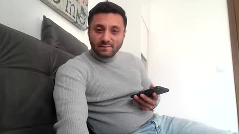 Snapshot of matheoplayboy chatting on 10/21/25, 06:36 PlayBoy online show from 10/21/25, 06:36