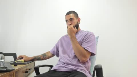 Matheus     online show from 02/03/25, 09:29