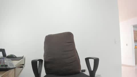 Matheus     online show from 03/11/25, 07:36