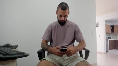 Matheus     online show from 09/26/25, 04:11