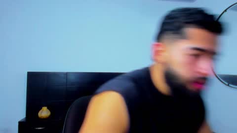 Mathew Flintt  online show from 10/24/25, 05:04