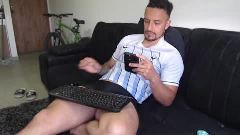 Snapshot of mathew_tatu chatting on 02/01/25, 03:28 ..................................................................................................onlyfans i am mathew online show from 02/01/25, 03:28