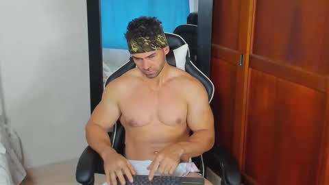 mathews_smith online show from 09/17/25, 11:45