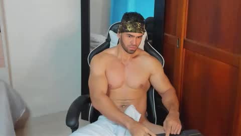 mathews_smith online show from 10/08/25, 11:52