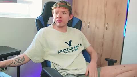 Alejandro Alex online show from 10/24/25, 02:24