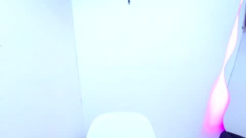 Snapshot of mati0421 chatting on 05/15/26, 08:49 Mati04 online show from 05/15/26, 08:49