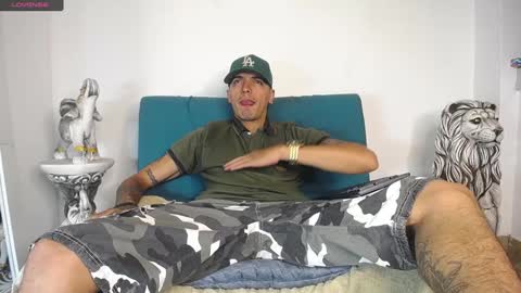 Snapshot of matias_costa chatting on 01/20/25, 05:04  MATIAS COSTA  online show from 01/20/25, 05:04