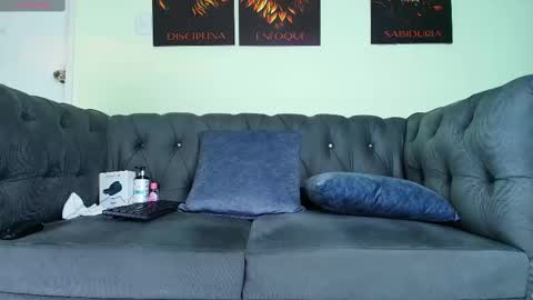 Snapshot of matias_costa chatting on 02/20/25, 10:15  MATIAS COSTA  online show from 02/20/25, 10:15