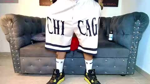 Snapshot of matias_costa chatting on 11/04/25, 03:00 MATIAS COSTA online show from 11/04/25, 03:00