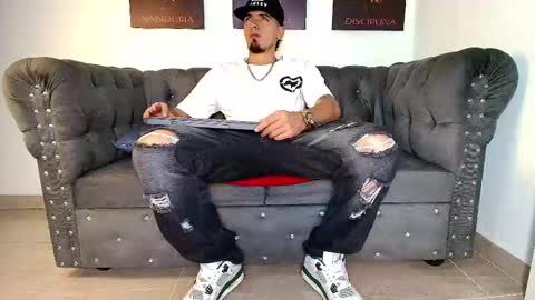 Snapshot of matias_costa chatting on 11/30/25, 08:13 MATIAS COSTA online show from 11/30/25, 08:13