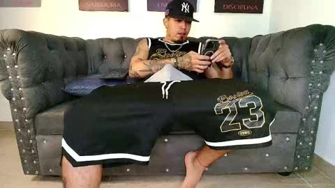 Snapshot of matias_costa chatting on 12/05/25, 02:58 MATIAS COSTA online show from 12/05/25, 02:58