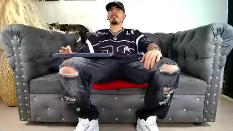  MATIAS COSTA  online show from 06/13/26, 10:18