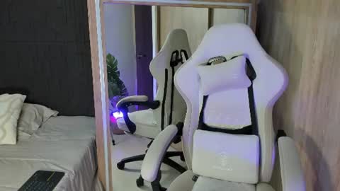 matias_strong1 online show from 07/28/26, 02:13