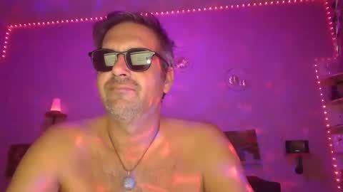 Snapshot of matrike1 chatting on 09/25/25, 08:56 matrike1 online show from 09/25/25, 08:56