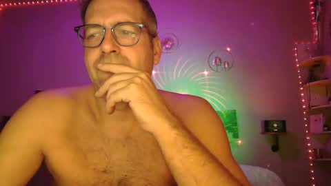 Snapshot of matrike1 chatting on 11/08/25, 08:51 matrike1 online show from 11/08/25, 08:51