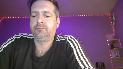 Snapshot of matrike1 chatting on 03/15/26, 01:00 matrike1 online show from 03/15/26, 01:00