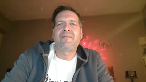 Snapshot of matrike1 chatting on 03/25/26, 05:19 matrike1 online show from 03/25/26, 05:19