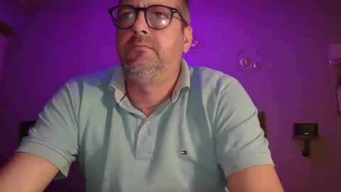 Snapshot of matrike1 chatting on 04/17/26, 08:56 matrike1 online show from 04/17/26, 08:56