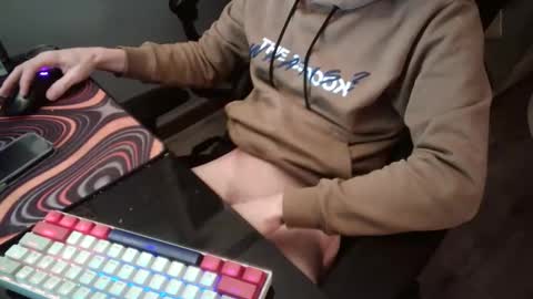 Snapshot of matt1qbby chatting on 11/30/25, 11:42 matt1qbby online show from 11/30/25, 11:42