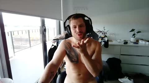 Snapshot of matt89aus chatting on 12/11/24, 02:09 MRD online show from 12/11/24, 02:09