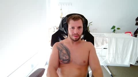 Snapshot of matt89aus chatting on 12/19/24, 06:45 MRD online show from 12/19/24, 06:45