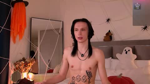 Matt Colton. Follow and rate me please it really important for me3 online show from 10/28/25, 08:00