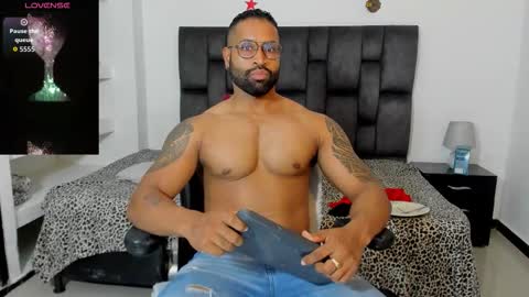 matt rodriguez92 online show from 11/14/25, 09:46