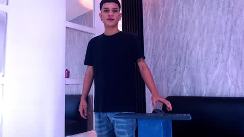 Matt Ruso online show from 10/16/25, 07:04