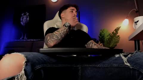 Snapshot of matt_thestud chatting on 04/14/26, 07:47 Matt online show from 04/14/26, 07:47