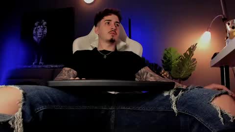 Snapshot of matt_thestud chatting on 04/16/26, 08:04 Matt online show from 04/16/26, 08:04