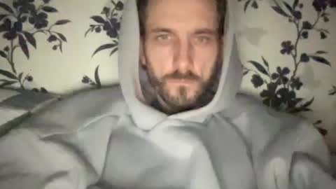 Snapshot of mattcarta chatting on 11/22/25, 12:04 mattcarta online show from 11/22/25, 12:04