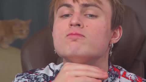 Snapshot of mattcashxxx chatting on 02/08/25, 02:15 Matt Cash online show from 02/08/25, 02:15