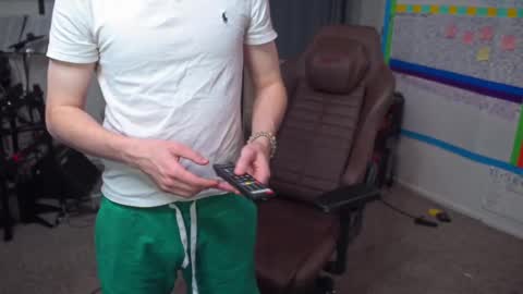 Snapshot of mattcashxxx chatting on 02/19/25, 02:12 Matt Cash online show from 02/19/25, 02:12