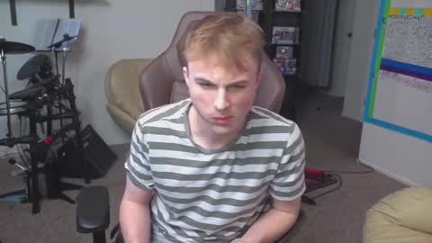 Snapshot of mattcashxxx chatting on 03/02/25, 05:04 Matt Cash online show from 03/02/25, 05:04