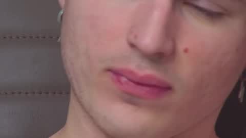 Snapshot of mattcashxxx chatting on 03/09/25, 04:11 Matt Cash online show from 03/09/25, 04:11