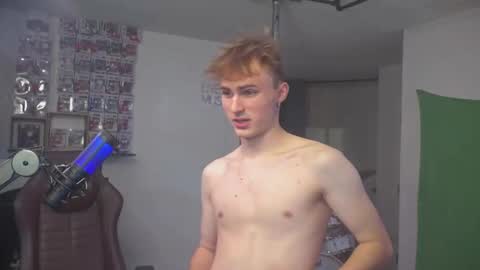 Snapshot of mattcashxxx chatting on 09/19/25, 01:07 Matt Cash online show from 09/19/25, 01:07