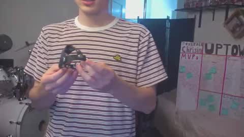 Snapshot of mattcashxxx chatting on 10/16/25, 01:06 Matt Cash online show from 10/16/25, 01:06